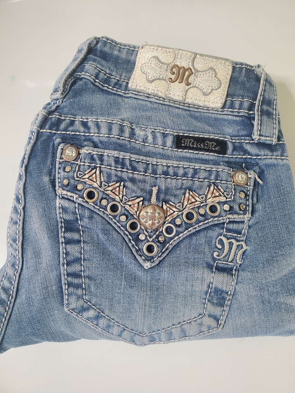 Miss Me Light Blue Embellished Capri Jeans
